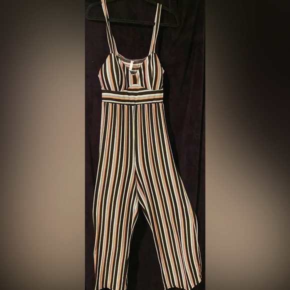 Xhilaration Romper Size Large - Picture 1 of 3